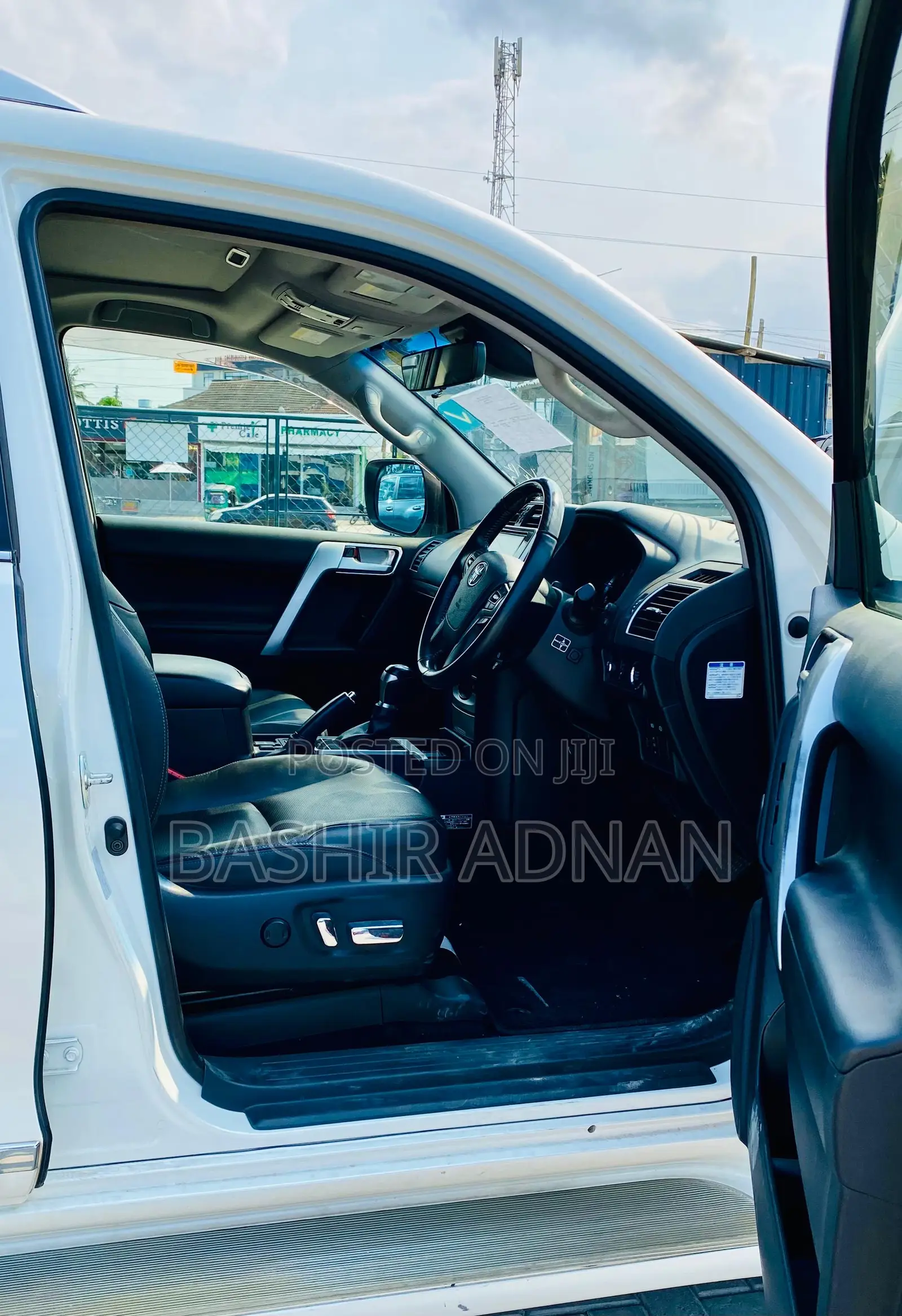 Toyota Land Cruiser Prado 2.8 2017 White