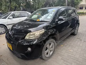 Toyota IST 2010 Black