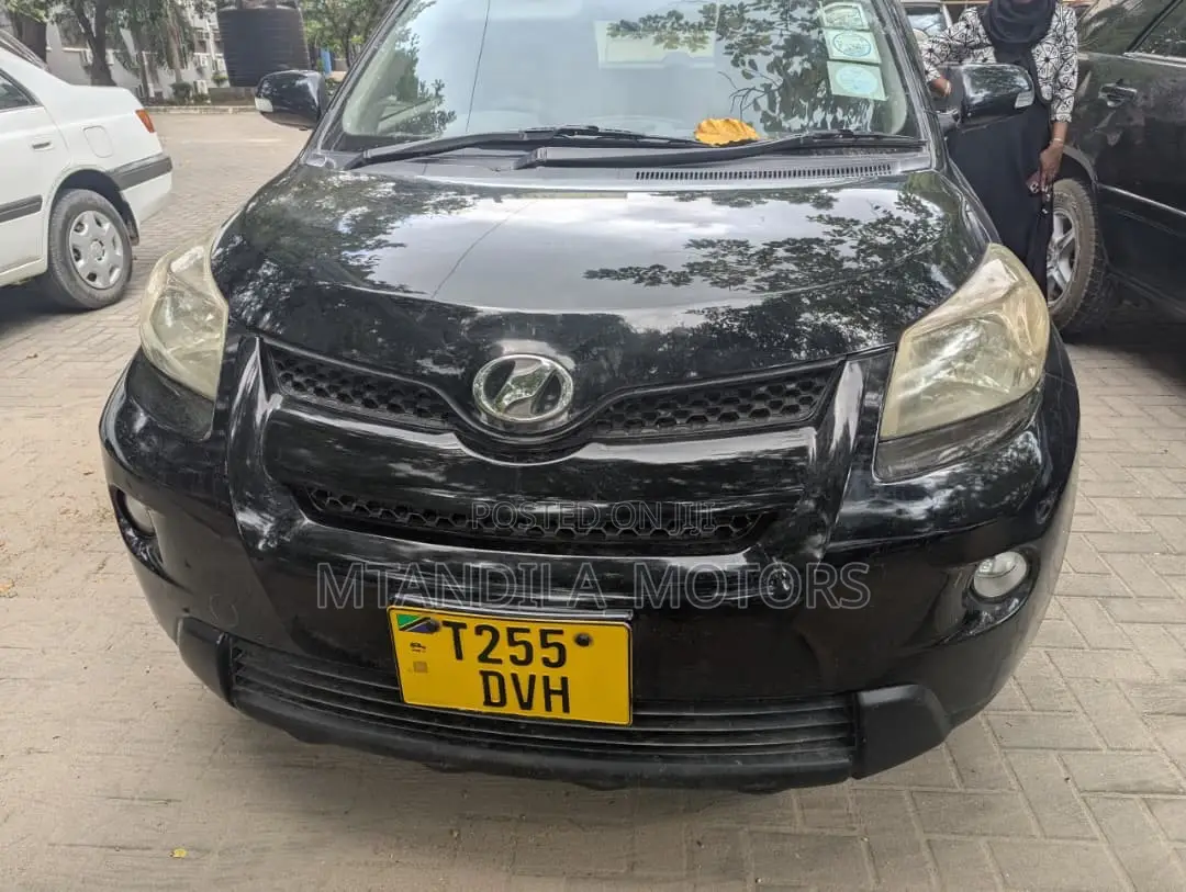 Toyota IST 2010 Black
