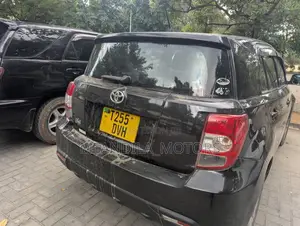 Toyota IST 2010 Black