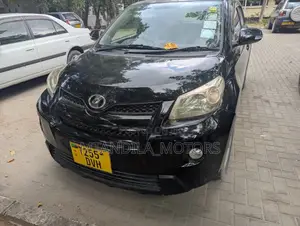 Toyota IST 2010 Black