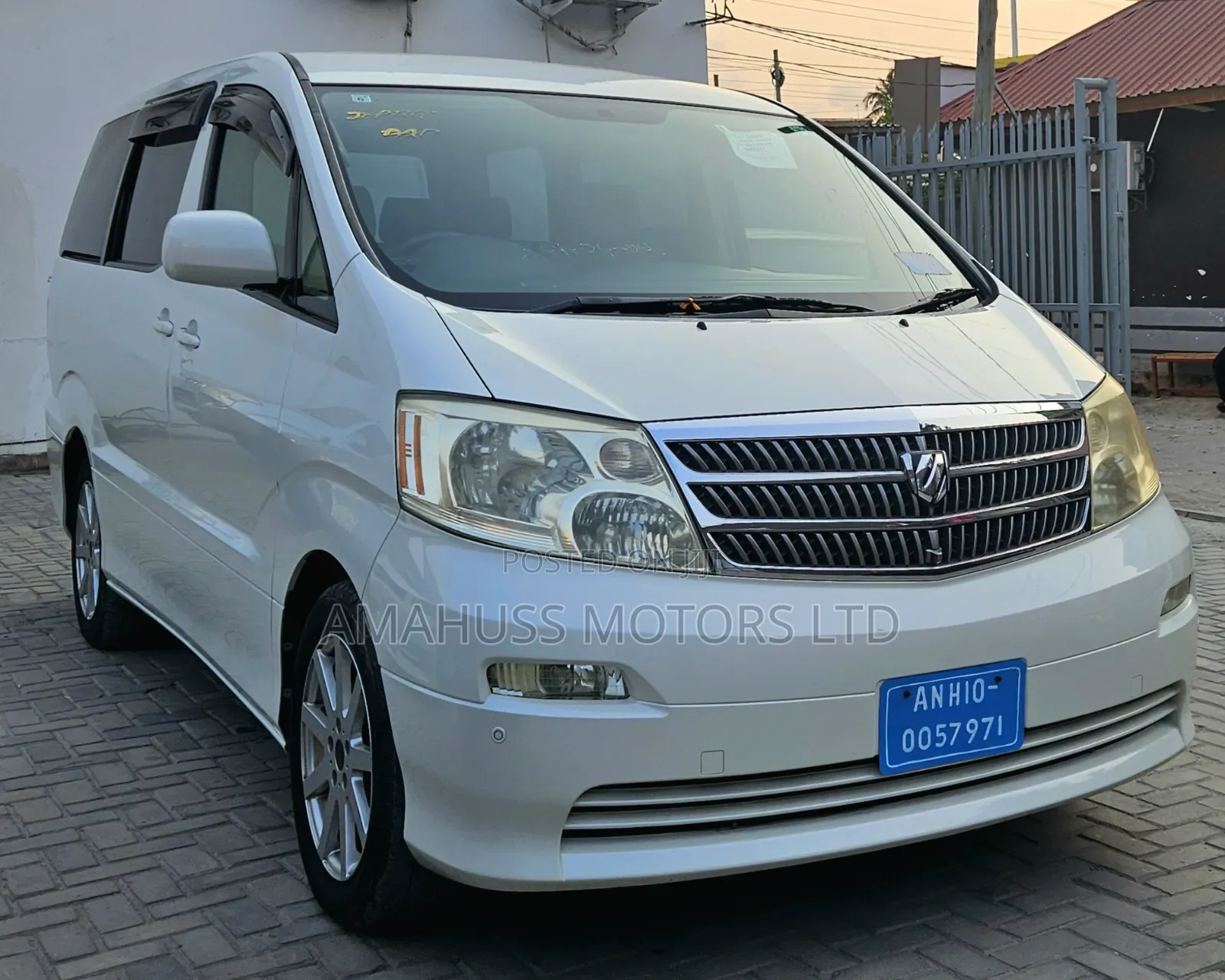Toyota Alphard 2004 White