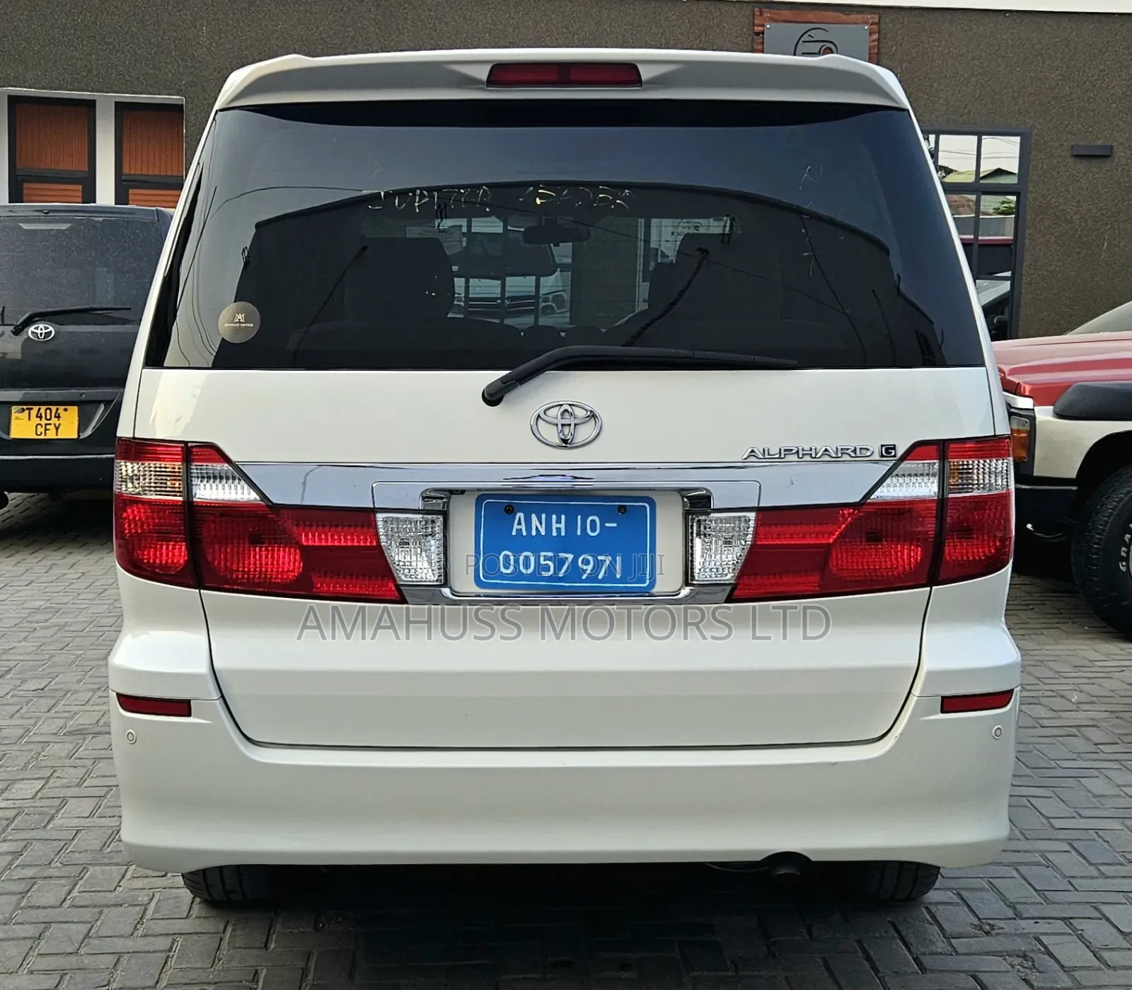 Toyota Alphard 2004 White