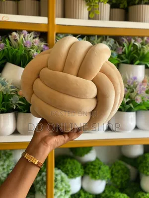 Knot Pillows