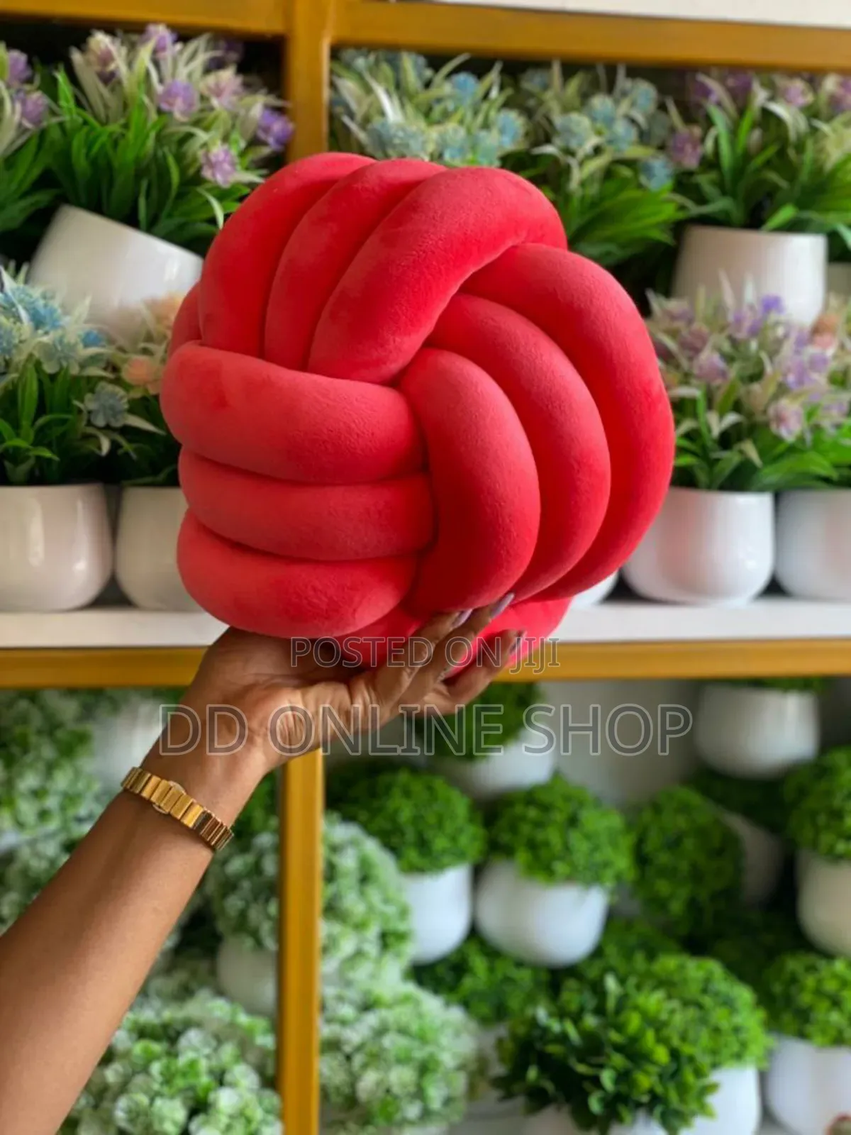 Knot Pillows