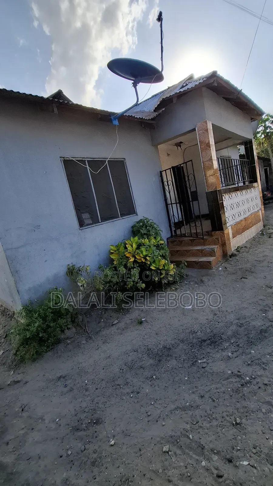 3bdrm Bungalow in Sinza Legho for sale