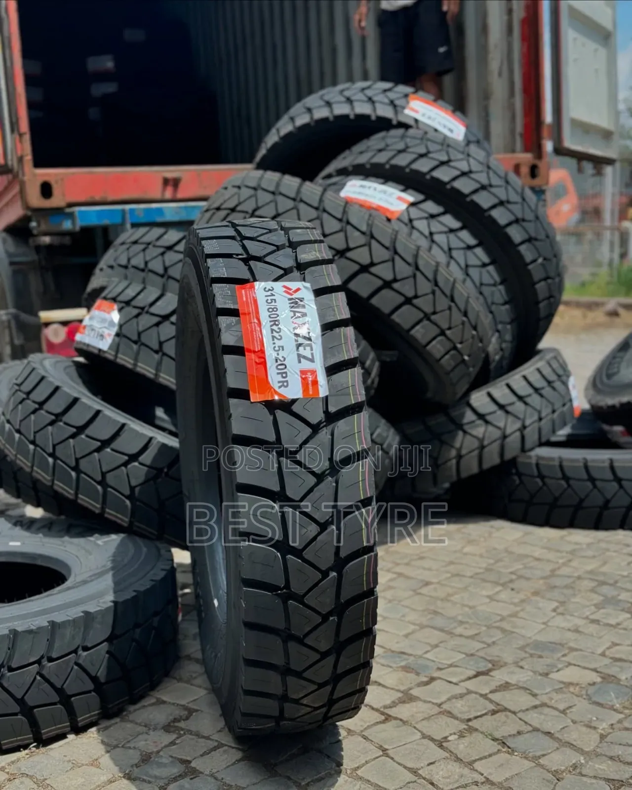 315/80r22.5 Maxzez Tyre