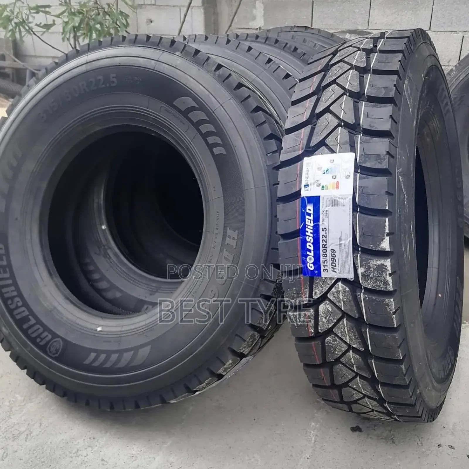 315/80r22.5 Goldshield Tyre