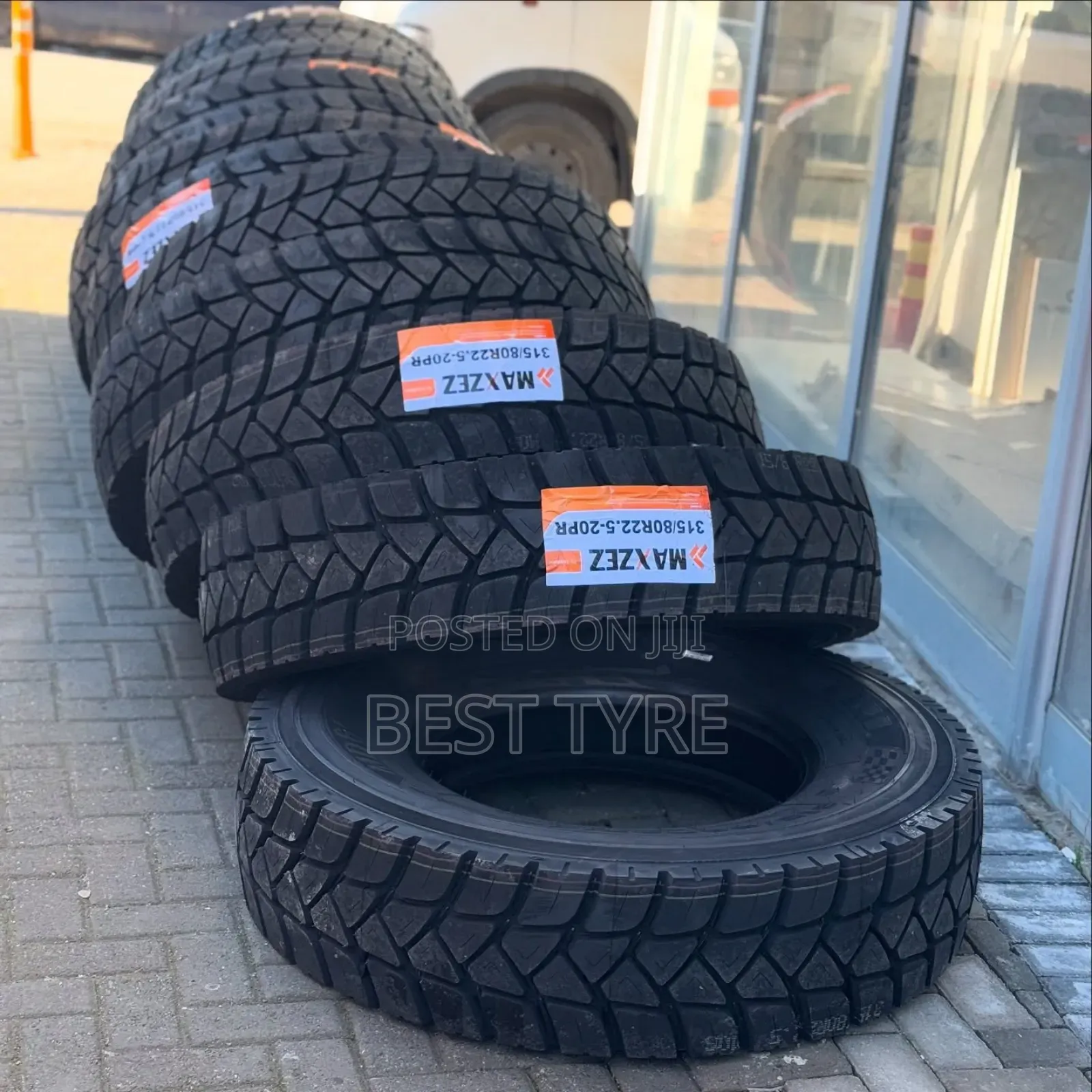 315/80r22.5 Maxzez Tyre