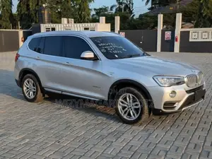 BMW X3 xDrive28i 4dr SUV AWD (2.0L 4cyl Turbo 8A) 2014 Beige