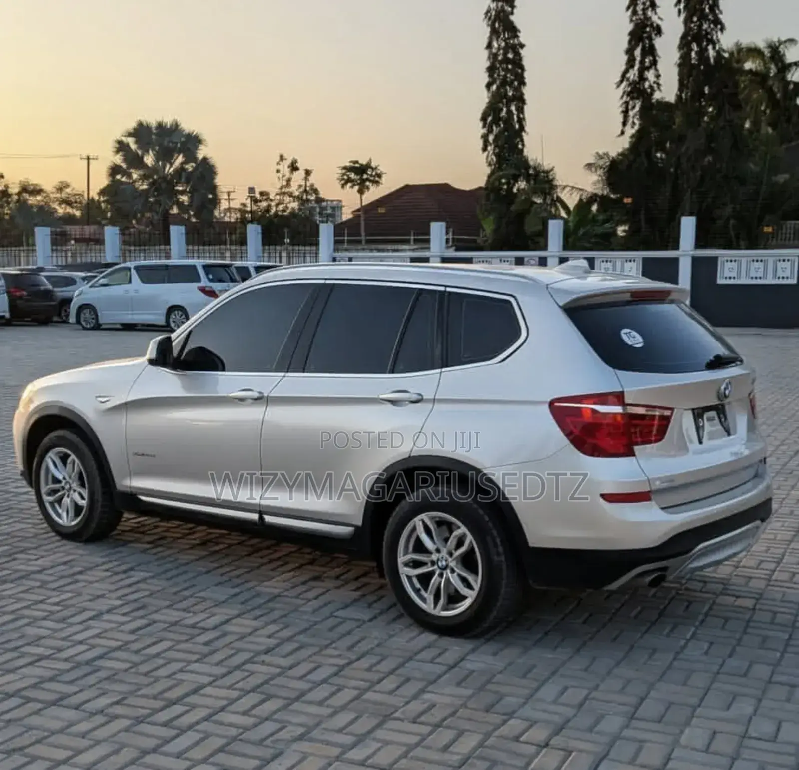 BMW X3 xDrive28i 4dr SUV AWD (2.0L 4cyl Turbo 8A) 2014 Beige