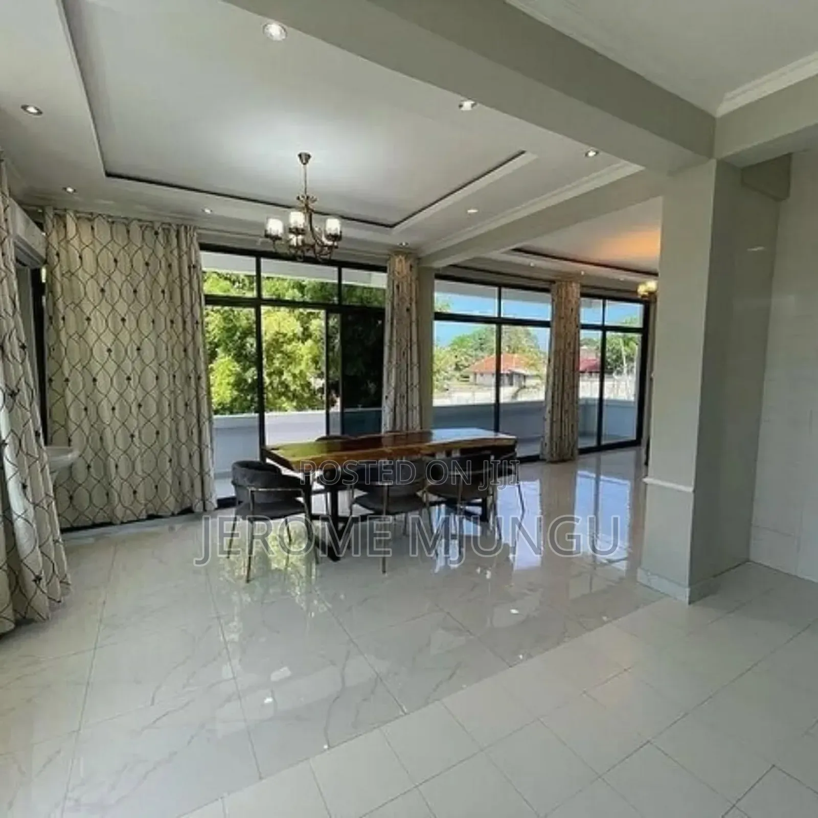 Furnished 3bdrm Apartment in Oyster Bay for rent