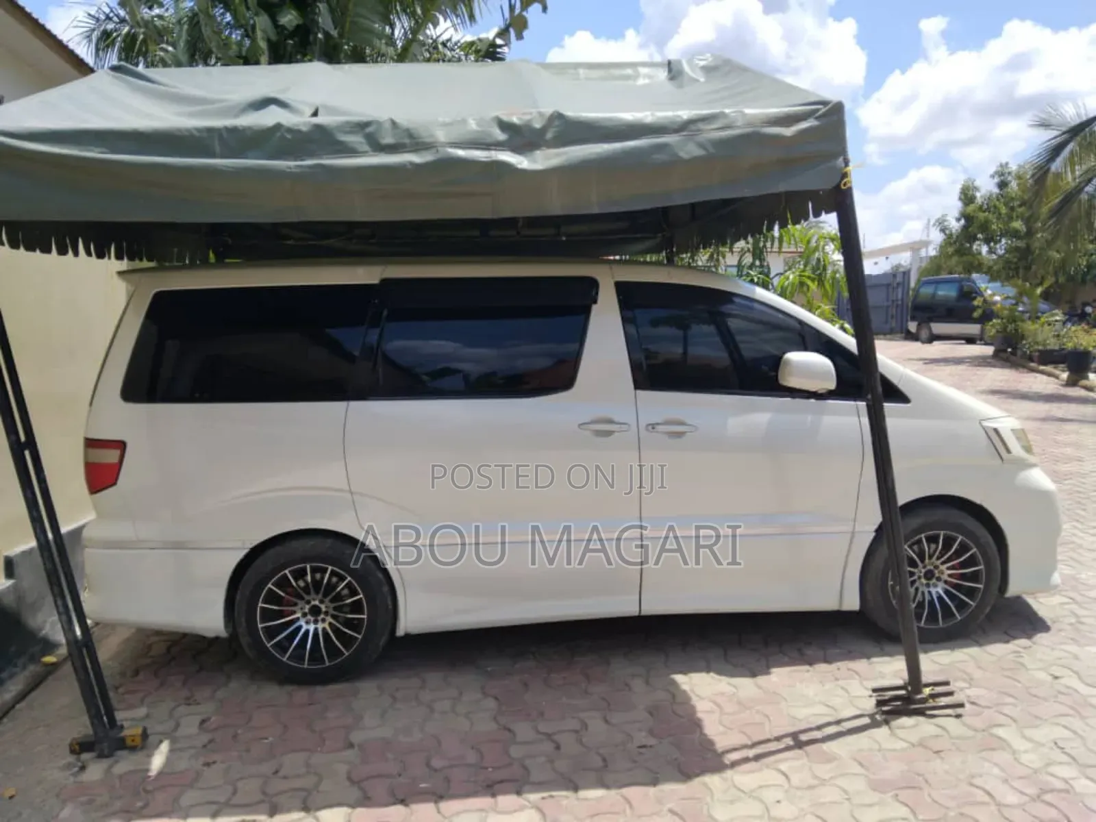 Toyota Alphard 2007 White
