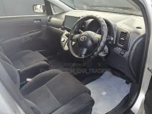 Toyota Wish 2005 Silver
