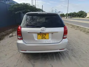 Toyota Wish 2005 Silver