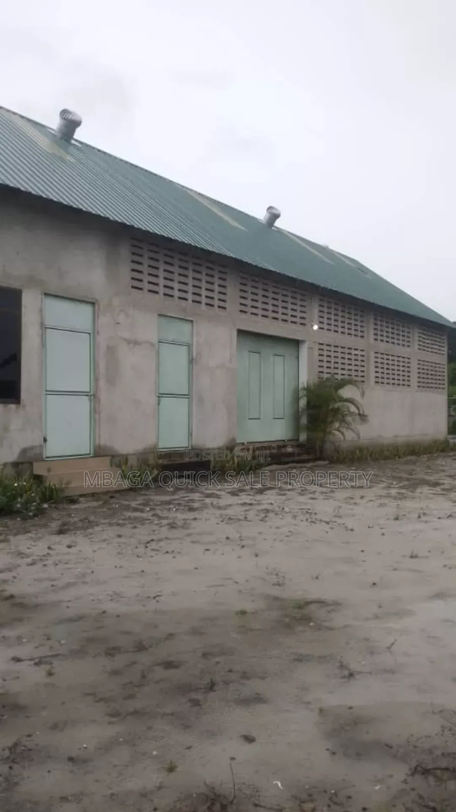Godown Area SQM 1255 for Rent at Kilomo Bagamoyo