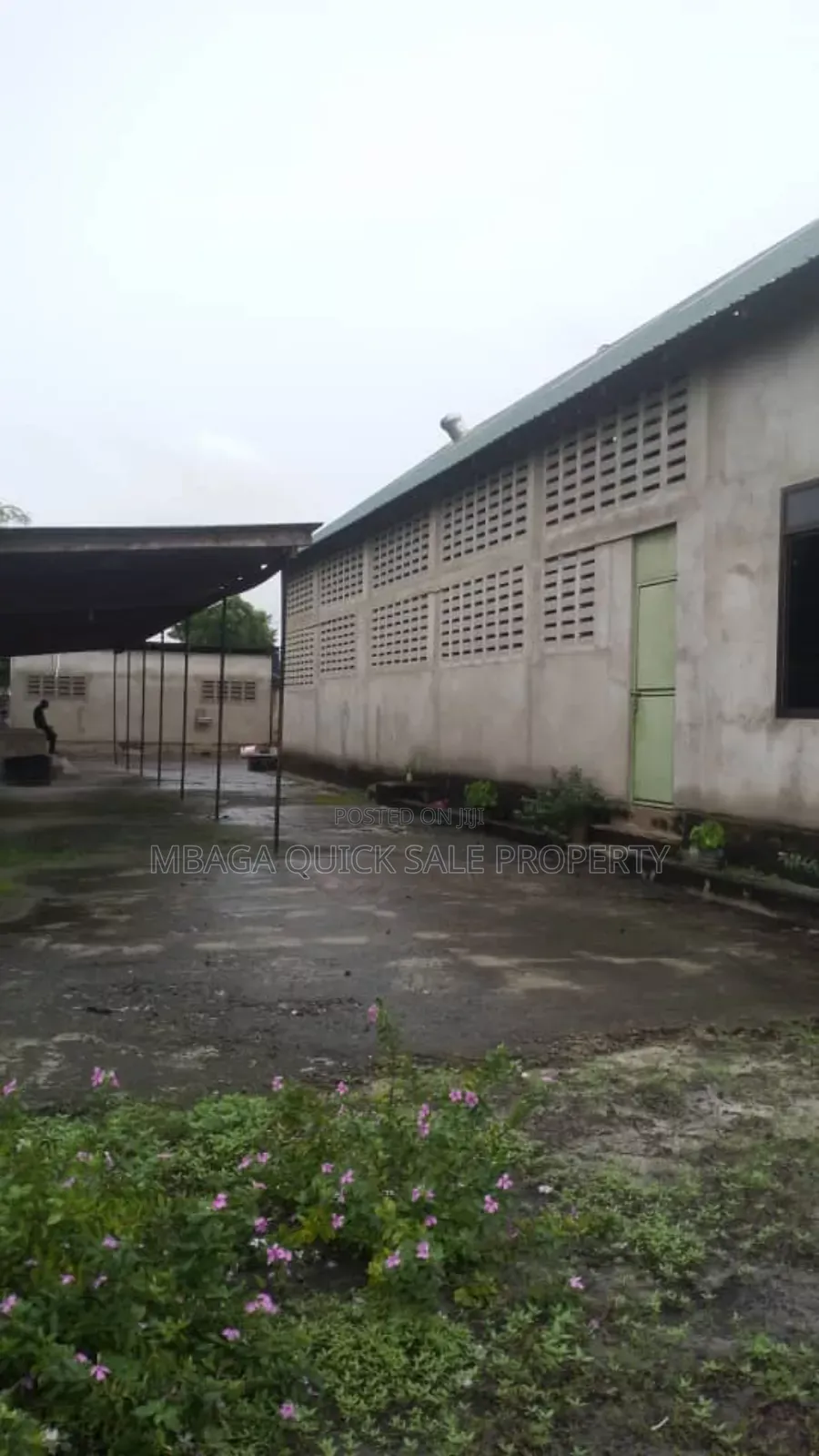 Godown Area SQM 1255 for Rent at Kilomo Bagamoyo