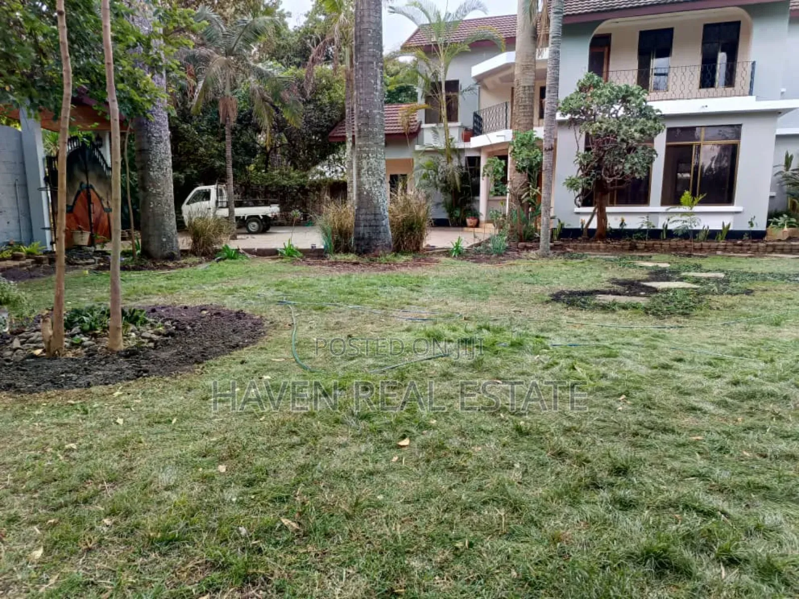 4bdrm House in Njiro for sale
