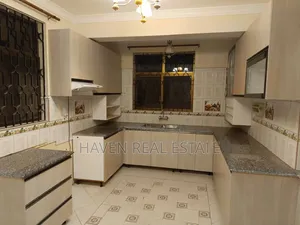 4bdrm House in Njiro for sale