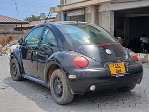 Volkswagen Beetle 2000 Black