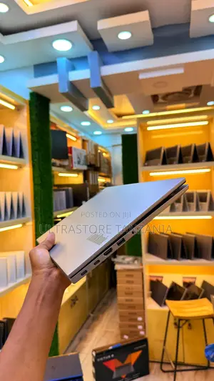 New Laptop Lenovo ThinkBook 15 8GB Intel Core I5 SSD 256GB
