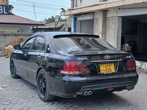 Toyota Crown 2006 Black