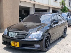 Toyota Crown 2006 Black