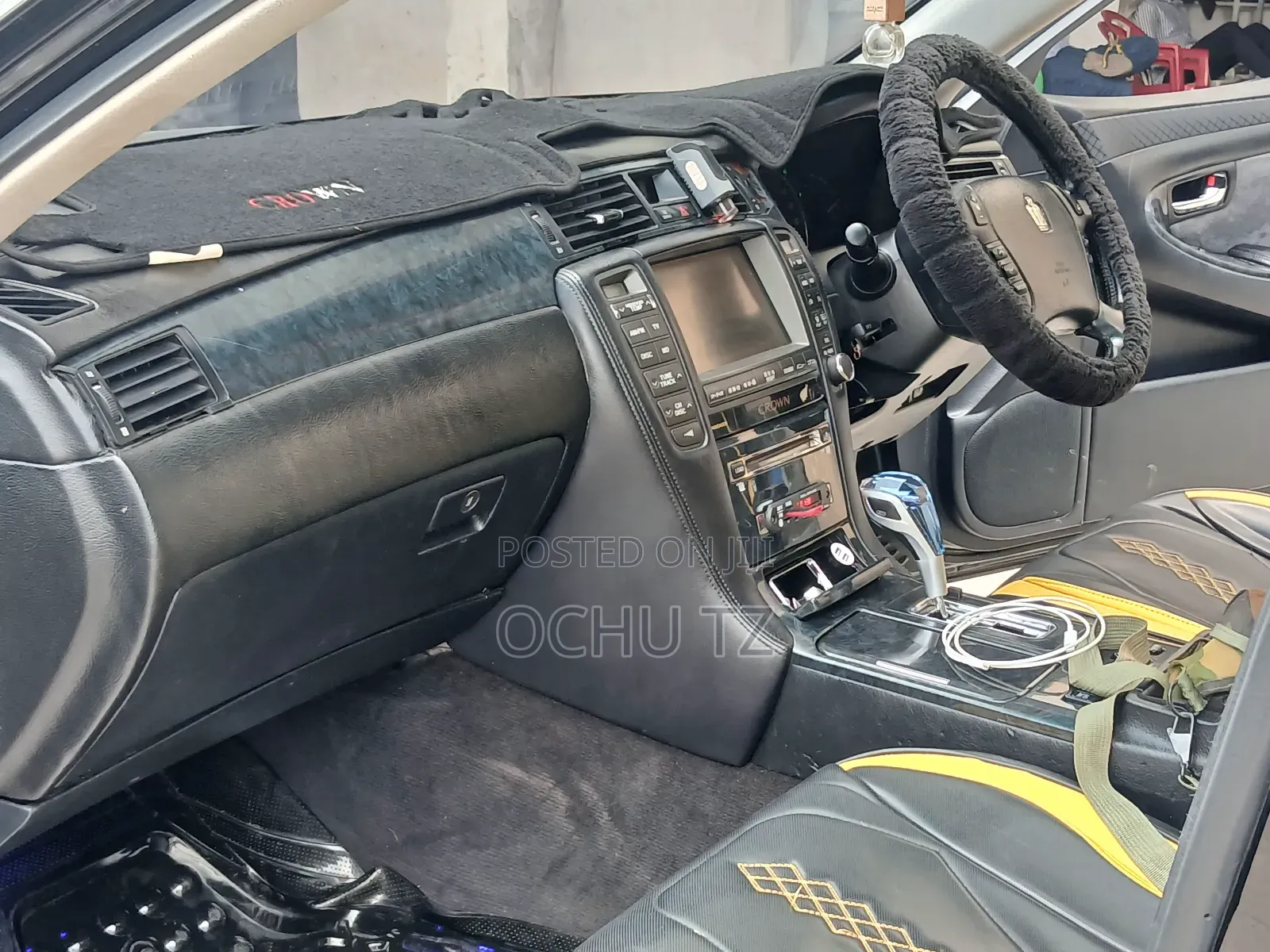 Toyota Crown 2006 Black