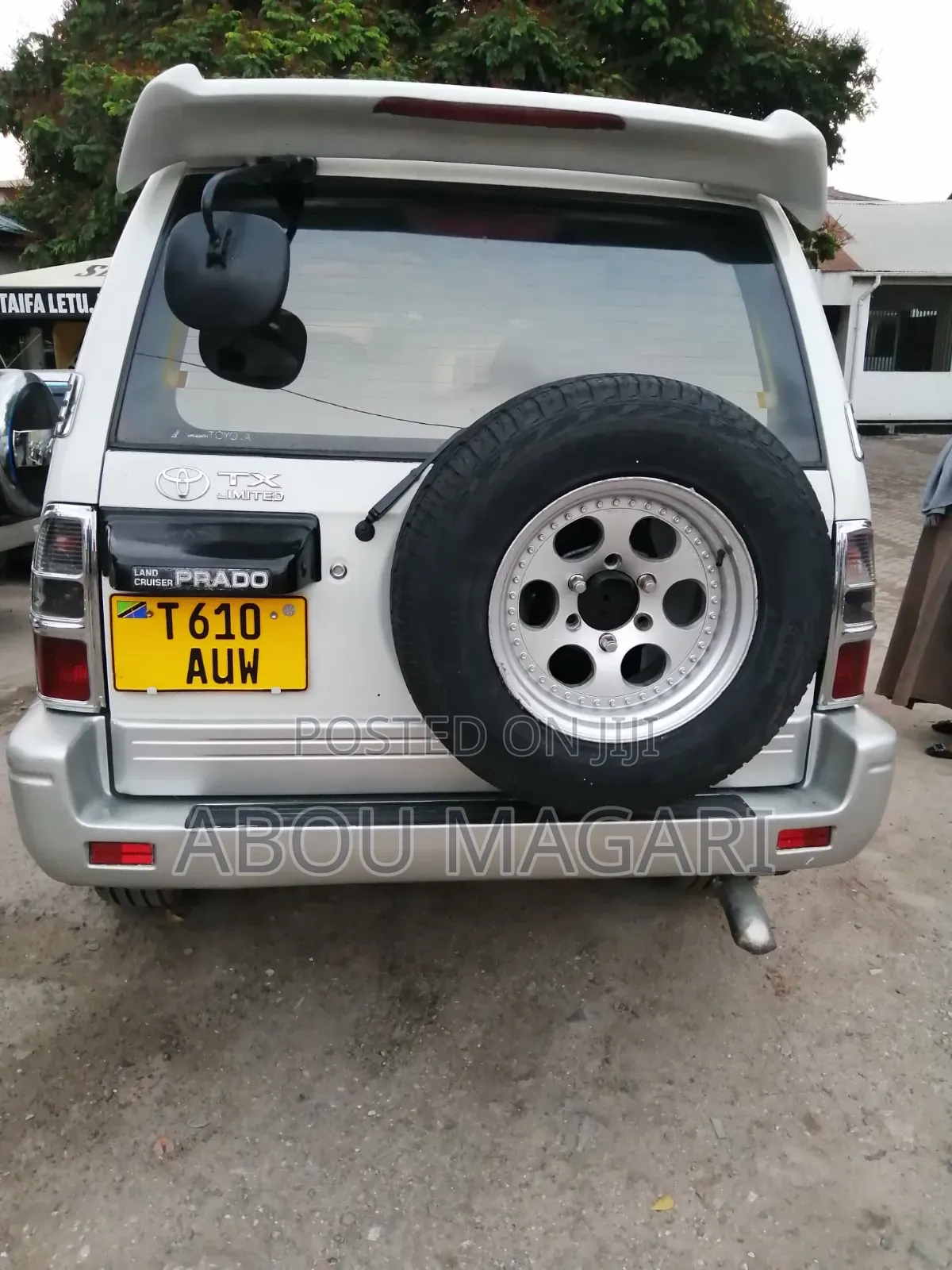 Toyota Land Cruiser 2003 Off white