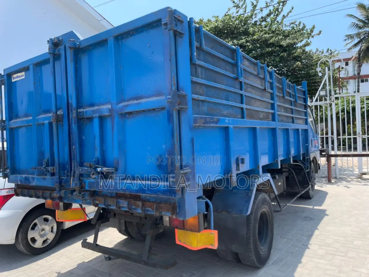 Mistubish Canter Tiper