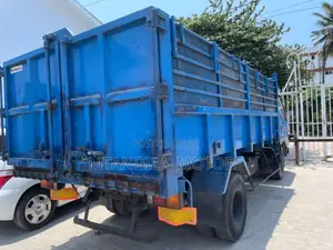 Mistubish Canter Tiper