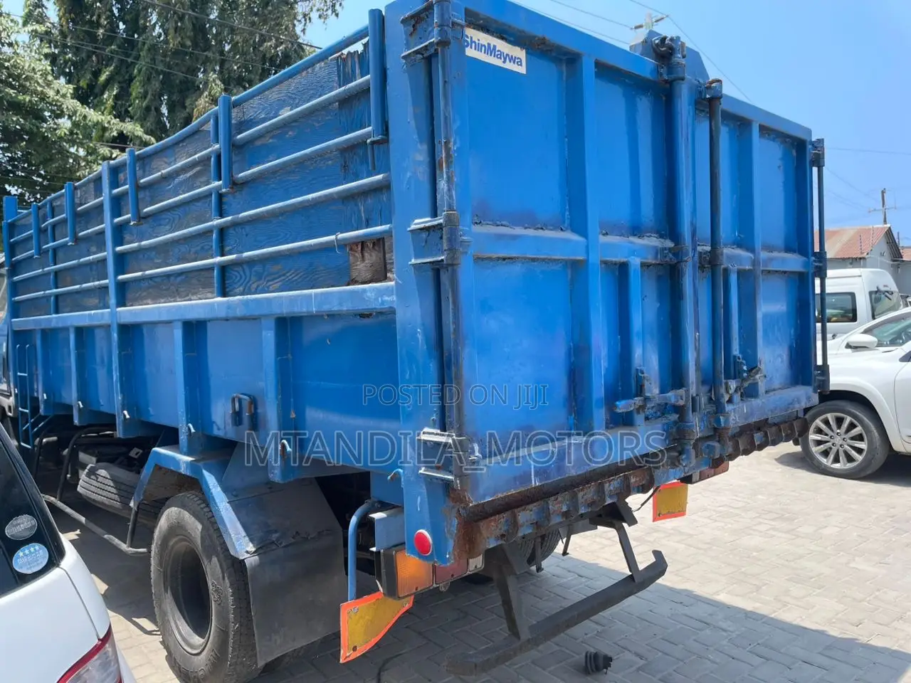 Mistubish Canter Tiper