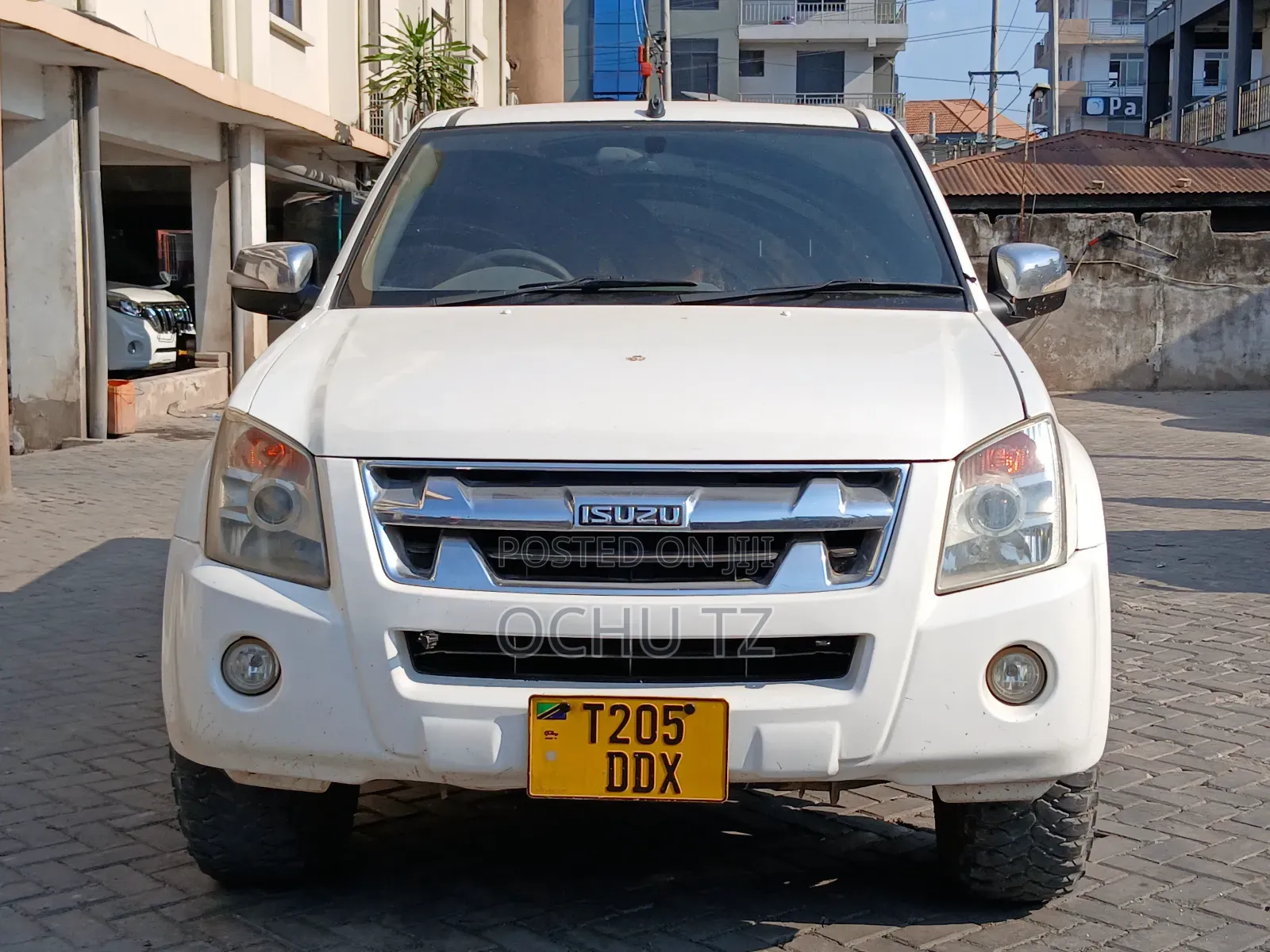 Isuzu D-MAX 2011 White