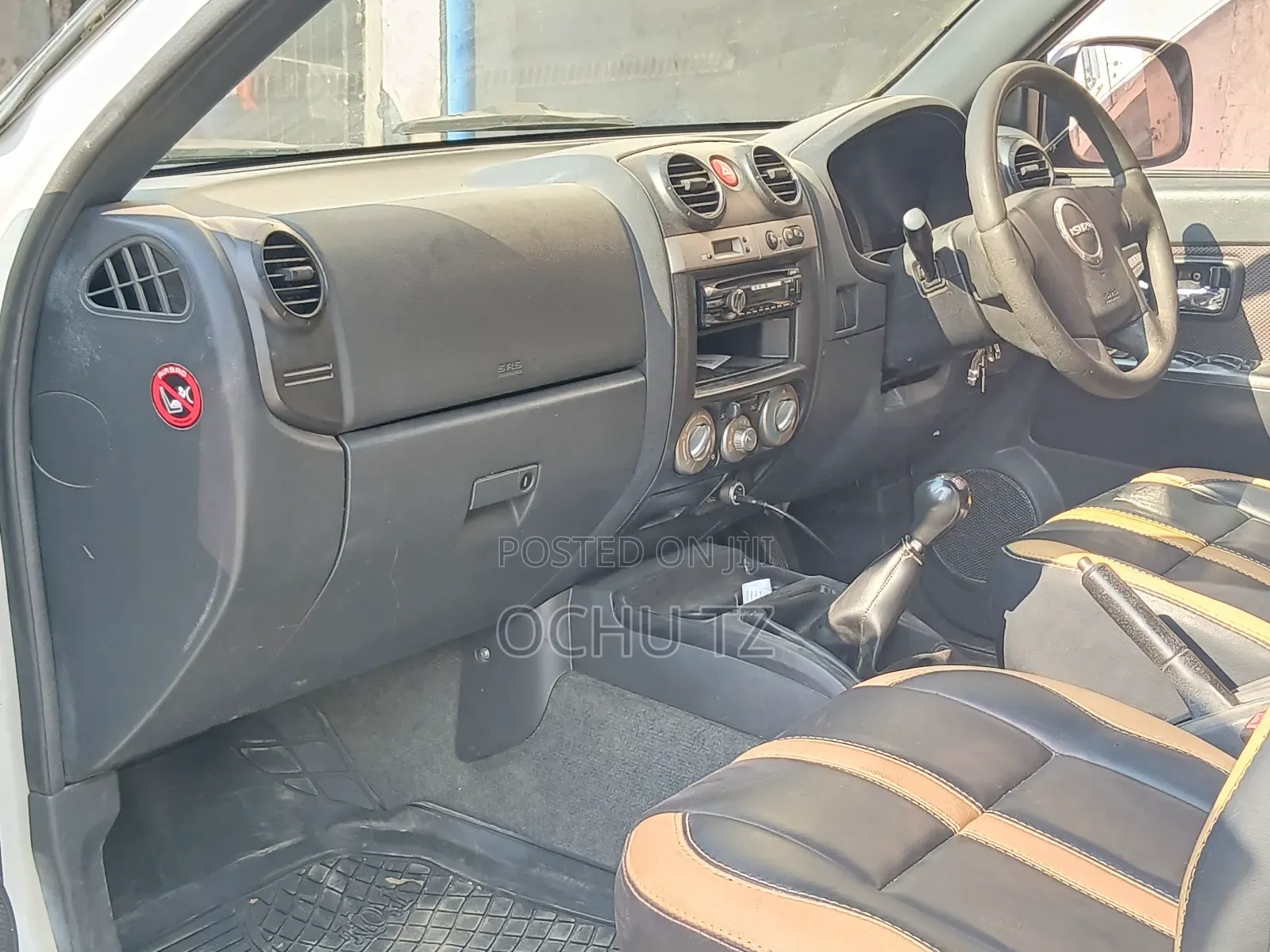 Isuzu D-MAX 2011 White