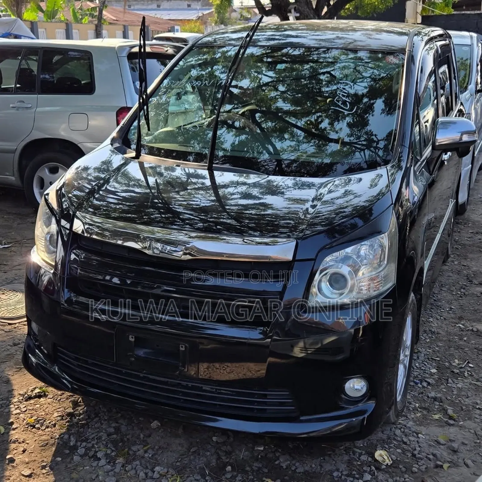 Toyota Noah 2008 Black