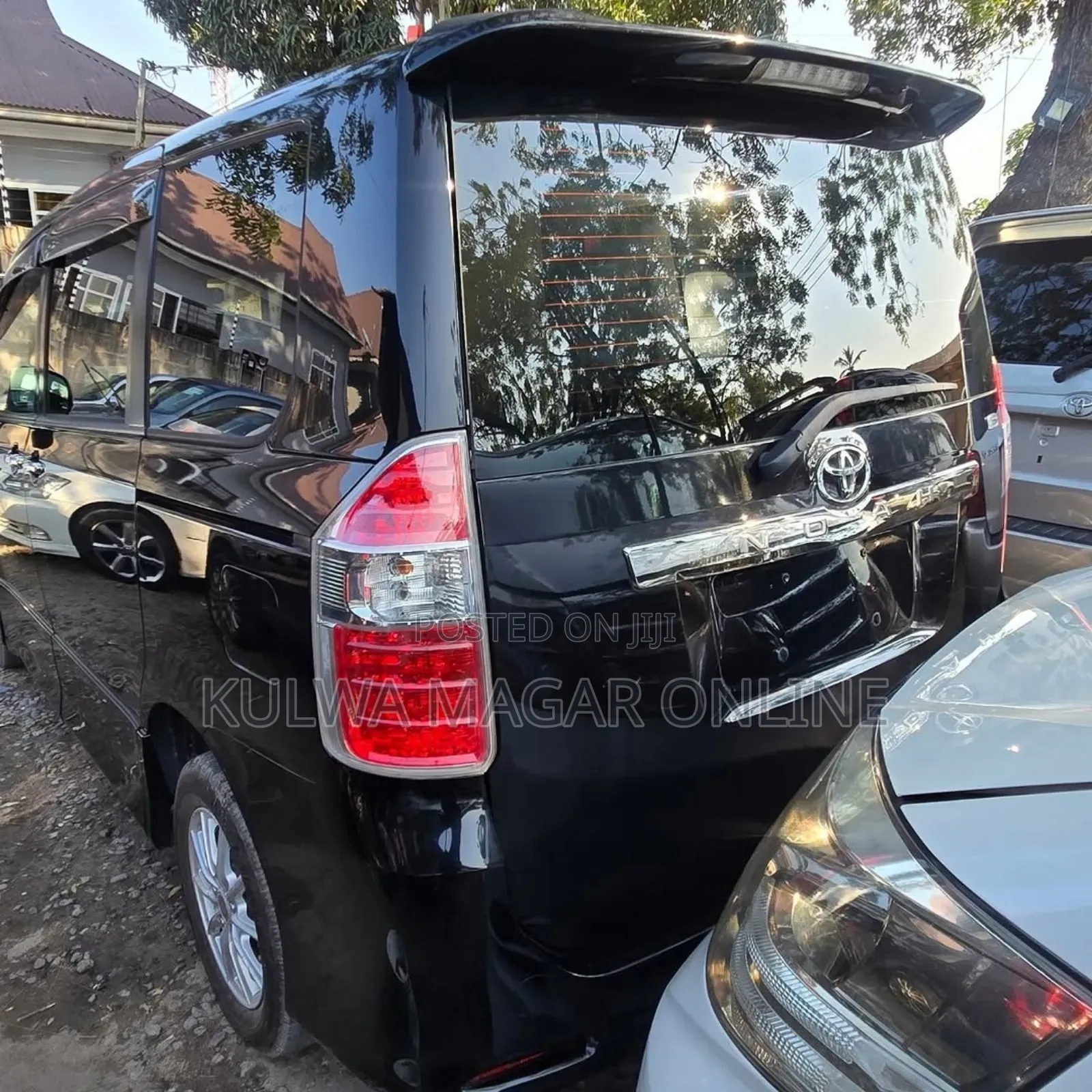 Toyota Noah 2008 Black