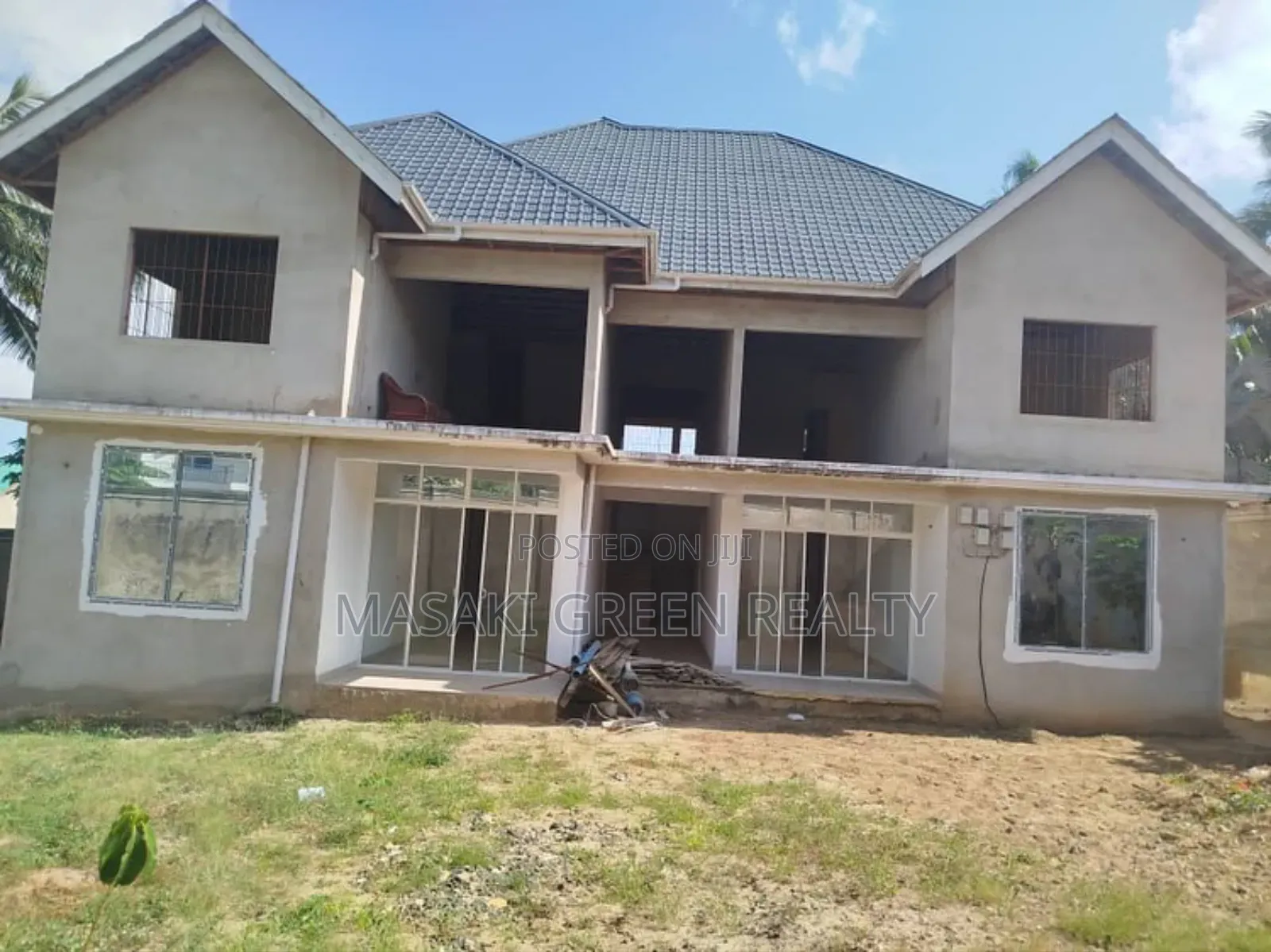 4bdrm Apartment in Salasala Estate, Kinondoni for sale