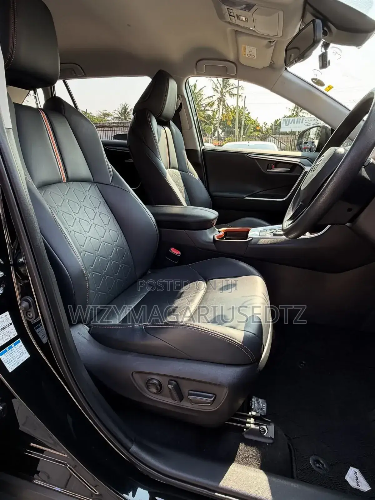 Toyota RAV4 2020 Matt Black