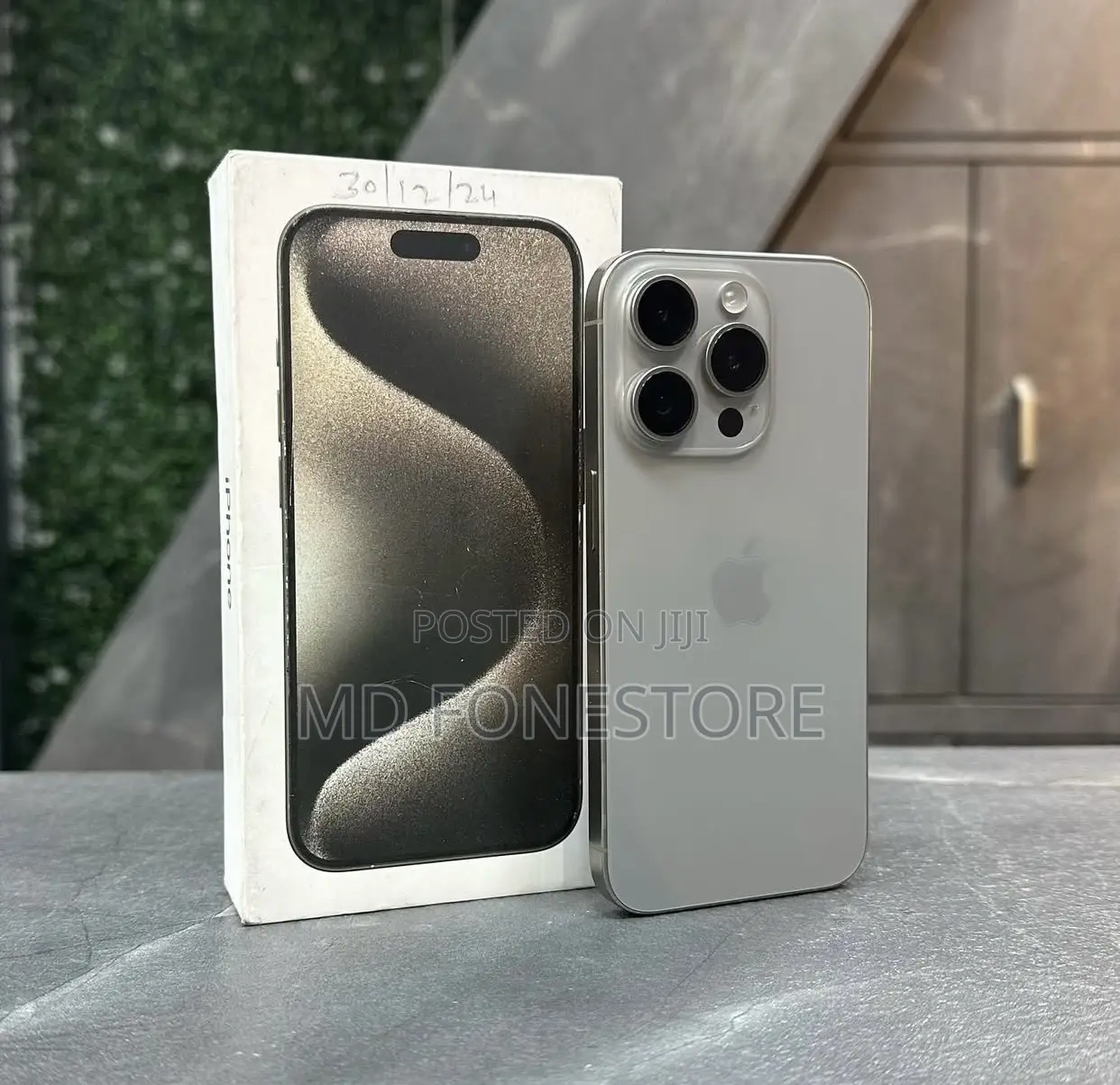New Apple iPhone 15 Pro 256 GB Silver
