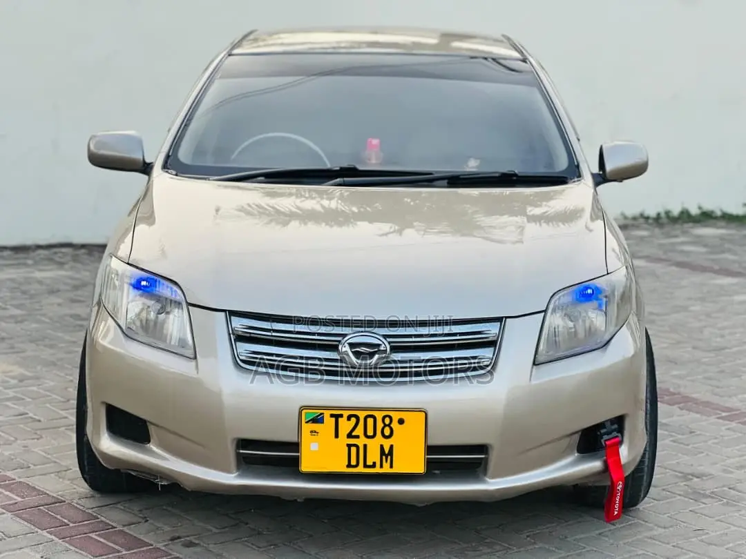 Toyota Axio 2006 Silver