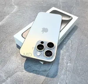 New Apple iPhone 15 Pro 128 GB Silver