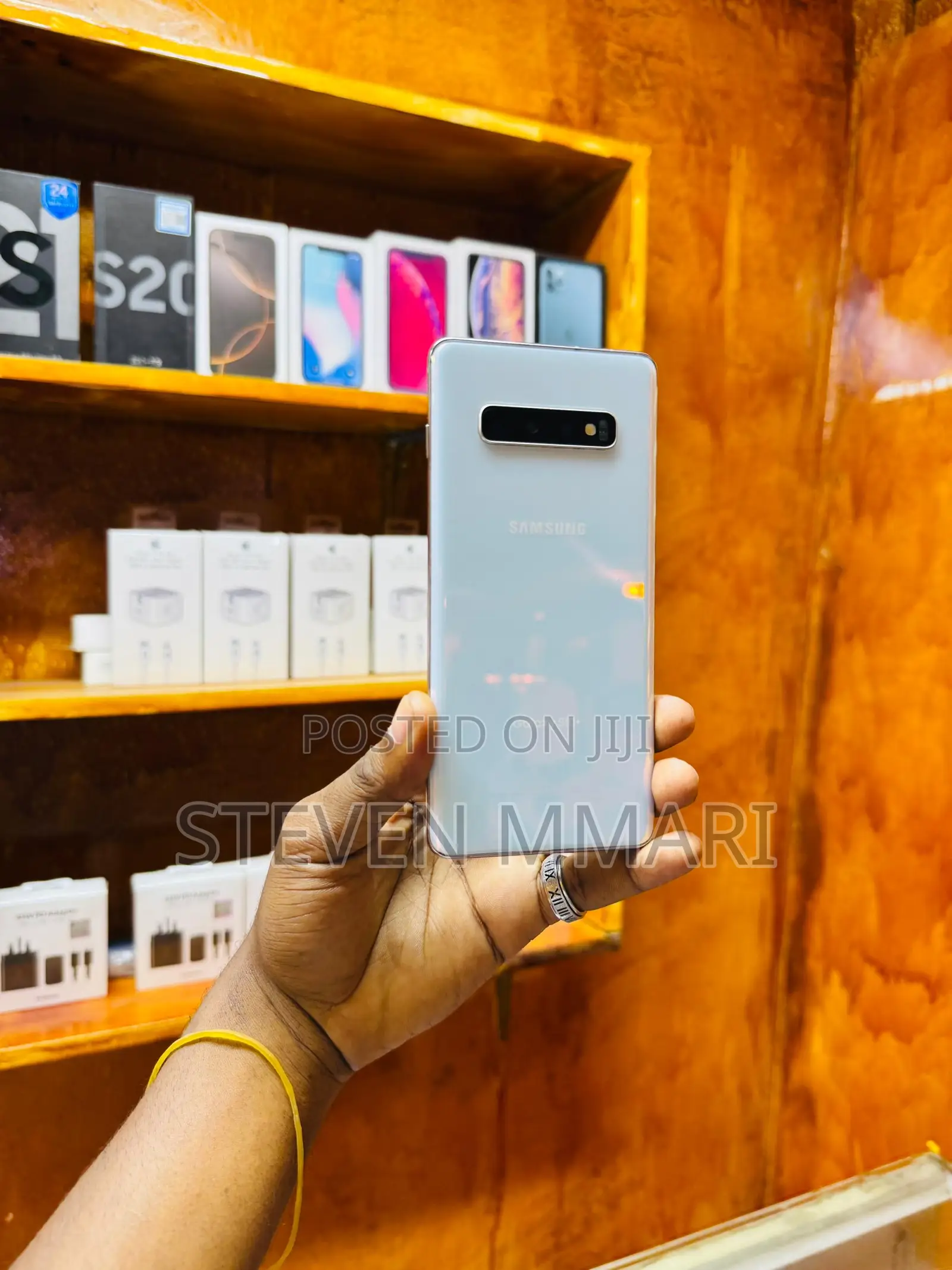 New Samsung Galaxy S10 Plus 128 GB Blue