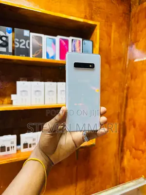 New Samsung Galaxy S10 Plus 128 GB Blue