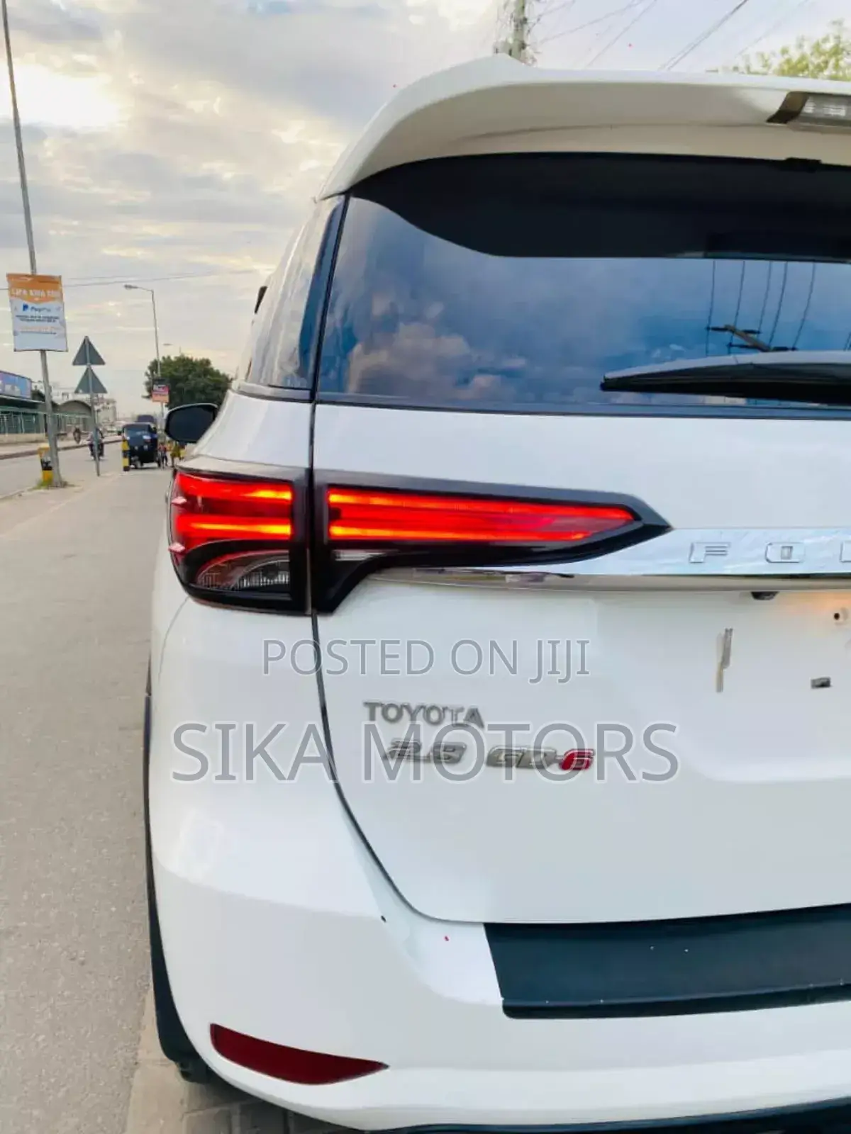 Toyota Fortuner 2.8 D RWD 2017 White
