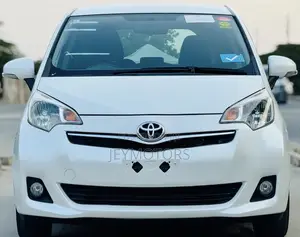 Toyota Ractis 2012 White