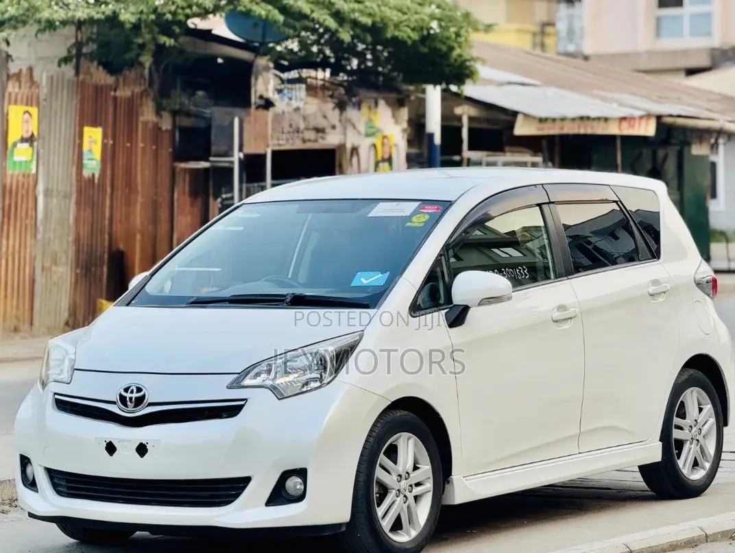 Toyota Ractis 2012 White