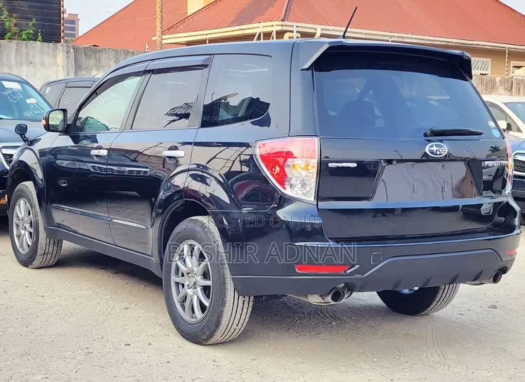Subaru Forester 2.0D XS 2011 Matt Black