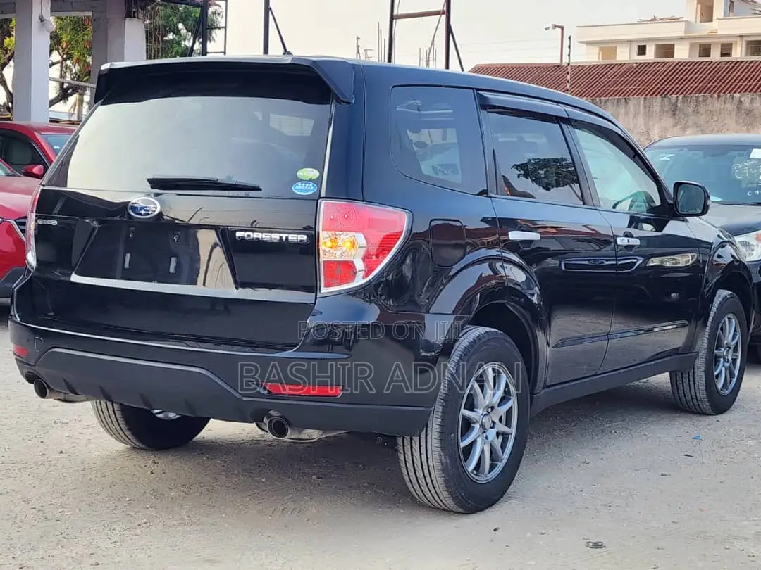 Subaru Forester 2.0D XS 2011 Matt Black