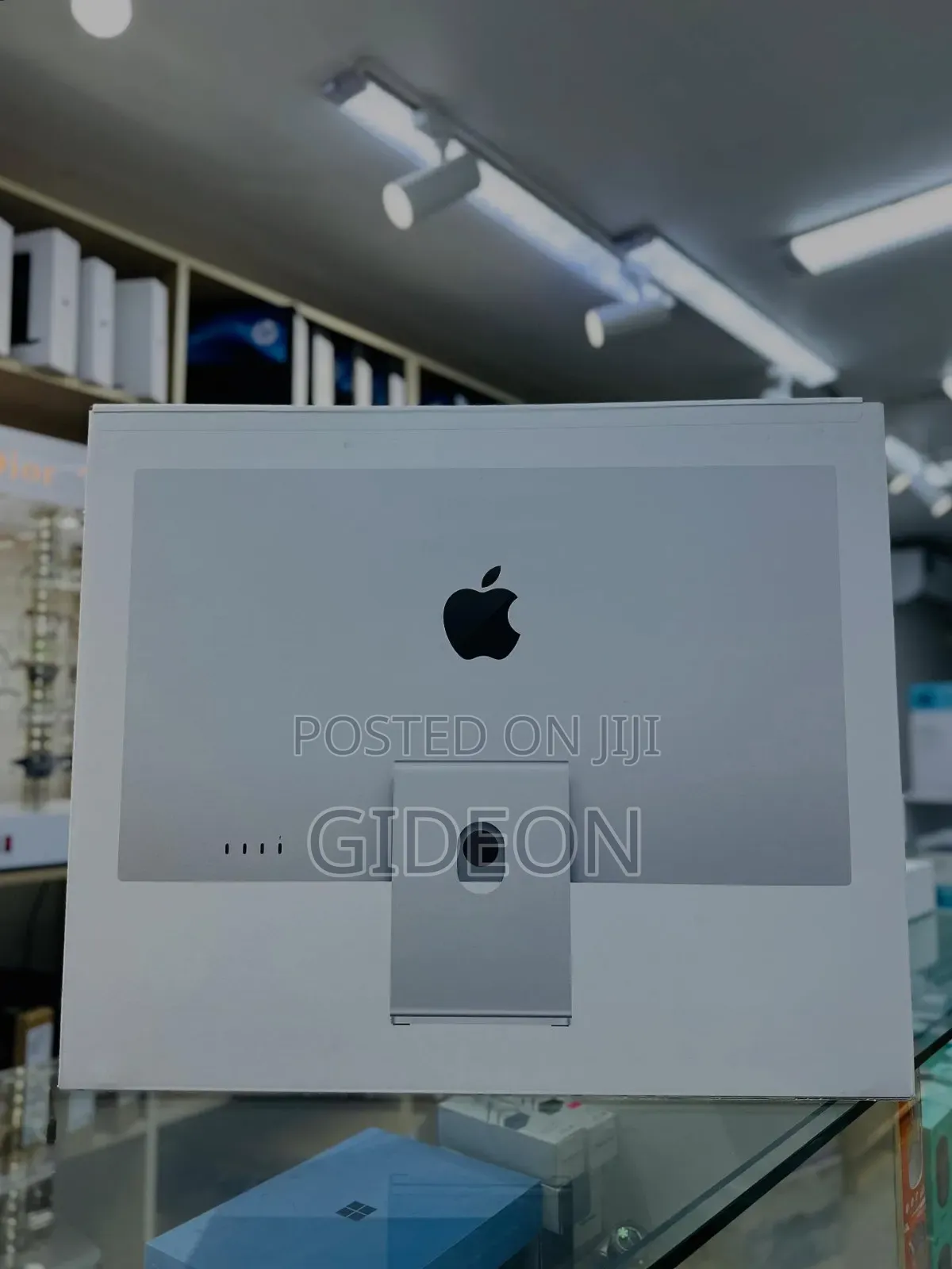 Apple Studio Display