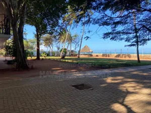 Furnished 8bdrm House in Mbezi Beach for sale